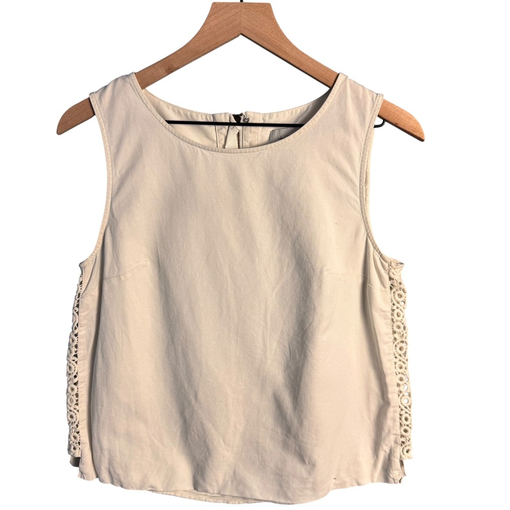 HD in Paris Anthropologie Cream Crochet Lace Eyelet Sleeveless Top Zip Back 10